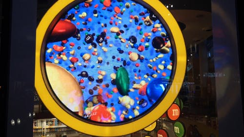 糖果品牌的广告和吸引力动画 · 免费素材视频