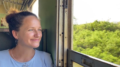 有关travelgram,乘火车旅行,人们微笑的免费素材视频