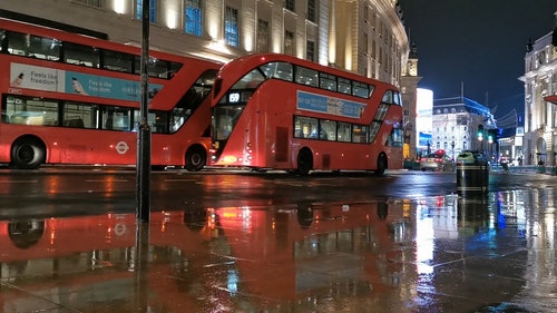 有关gb,下雨,下雨的夜晚的免费素材视频