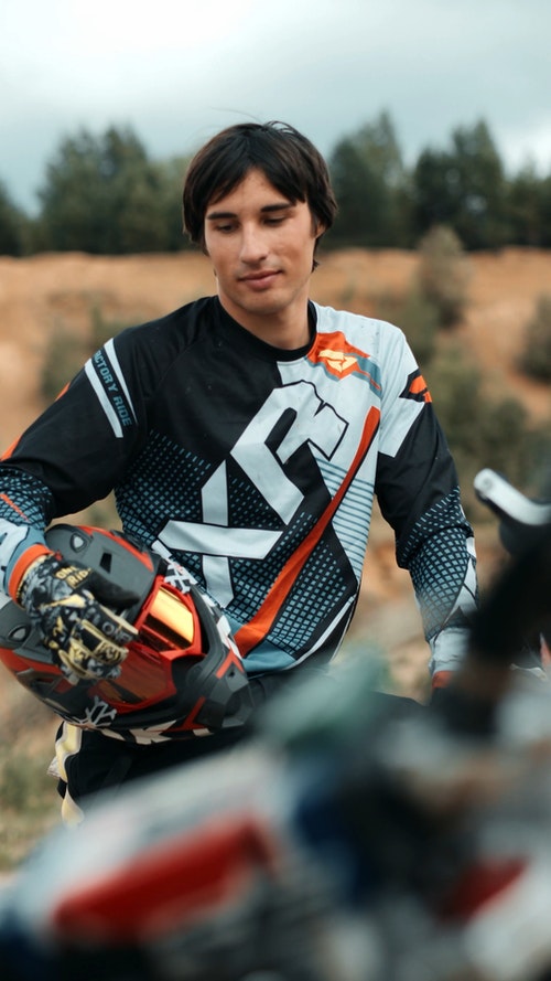 有关人,垂直视频,大笑的免费素材视频