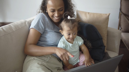 有关3C用品,儿童,唐氏综合症的免费素材视频