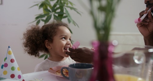 有关＃室内,一起,可爱的宝宝的免费素材视频