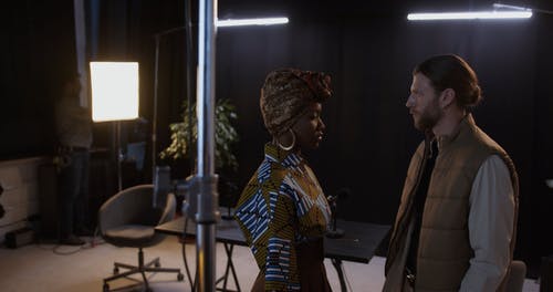 有关人, 做好准备, 光的免费素材视频