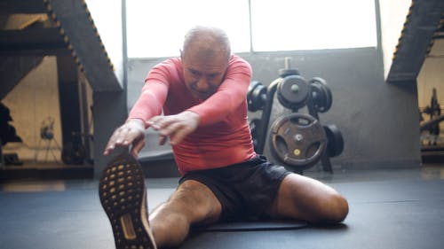 有关人, 伸展, 体育馆的免费素材视频