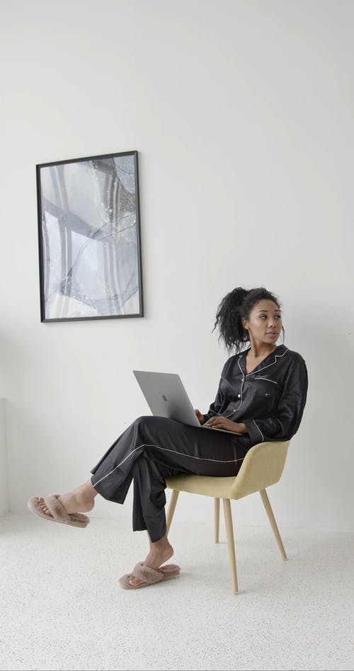 有关互联网, 全景, 全身的免费素材视频