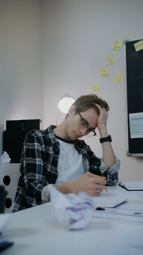 有关人, 垂直视频, 工作中的免费素材视频