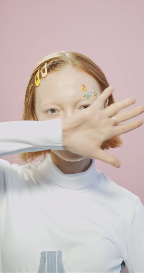 有关享受, 发夹, 垂直视频的免费素材视频