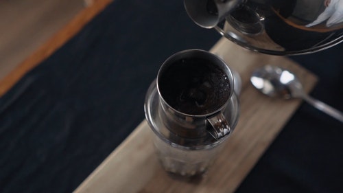 有关倒水,咖啡,咖啡滴头的免费素材视频
