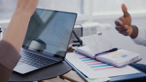 有关交易, 办公台, 协议的免费素材视频