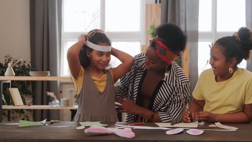 有关假日, 兔子耳朵, 在家的免费素材视频