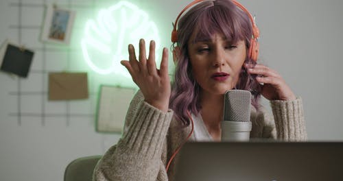 有关女人, 室内, 手势的免费素材视频