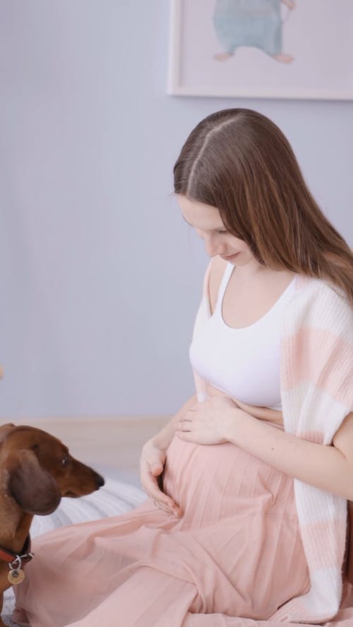 有关垂直视频, 女人, 家的免费素材视频