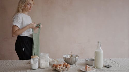 有关创造力, 围裙, 女人的免费素材视频