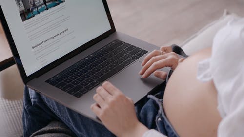 有关＃室内, 健康, 坐的免费素材视频