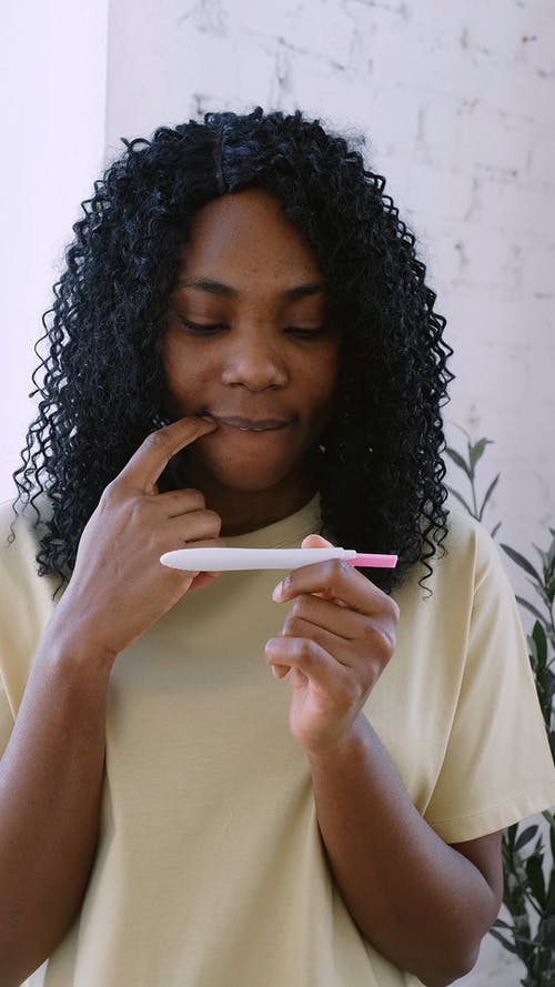 有关不快乐, 发抖, 受挫的免费素材视频