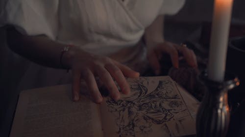 有关人, 女人, 平移拍摄的免费素材视频