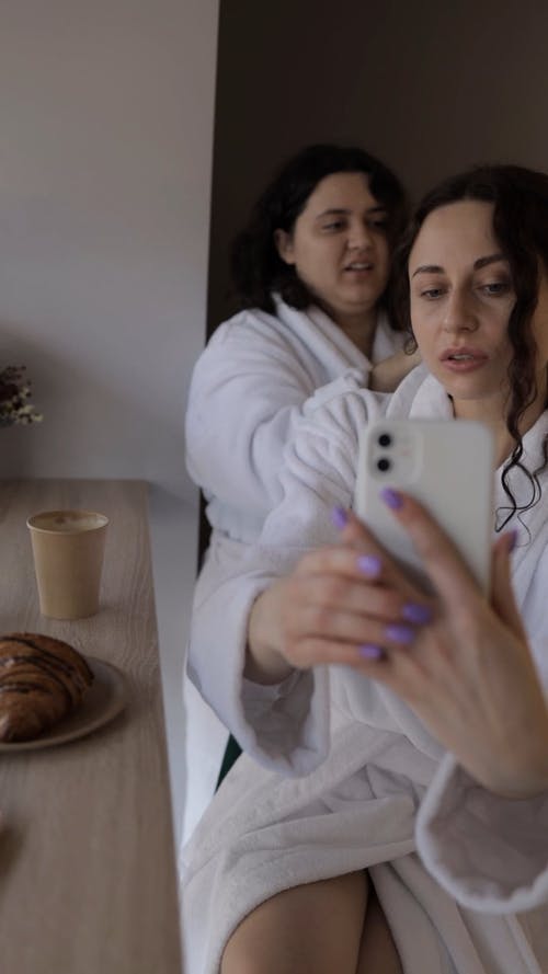 有关iPhone, 一对, 一起的免费素材视频