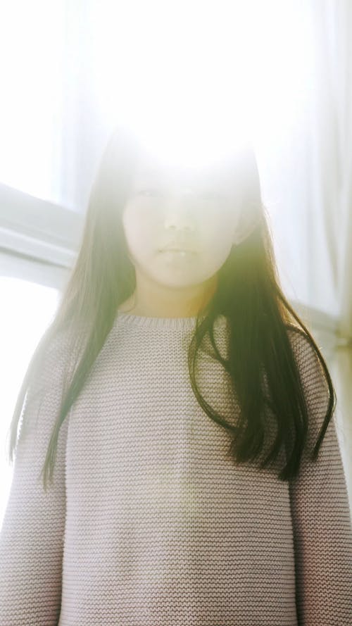 有关创造力, 垂直视频, 女孩的免费素材视频