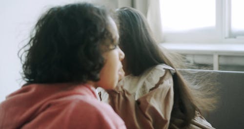 有关休闲, 八卦, 坐的免费素材视频