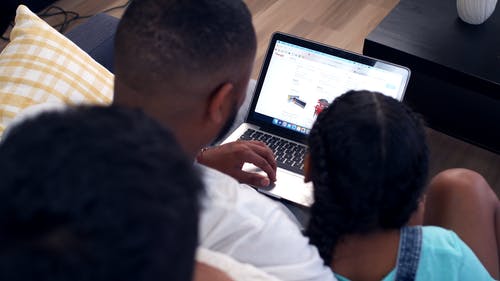 有关MacBook, 一起, 上网的免费素材视频