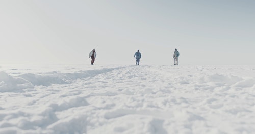 有关（顶部有小羊毛球的）羊毛帽子,フグカサコ,下雪的的免费素材视频