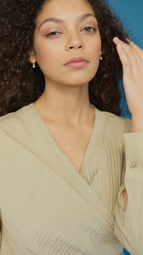 有关垂直视频, 女人, 女士的免费素材视频