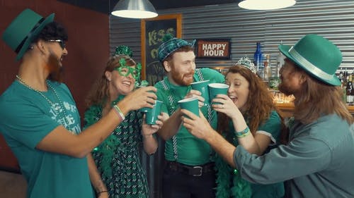 有关主题, 乾杯, 传统的免费素材视频