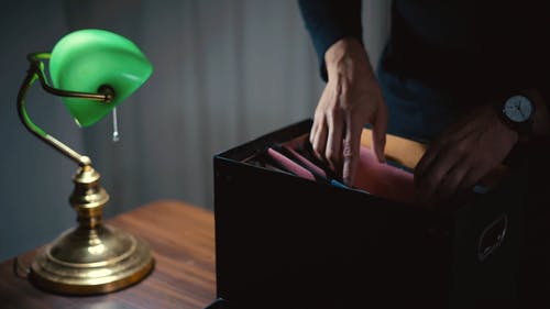 有关人, 信封, 报告的免费素材视频