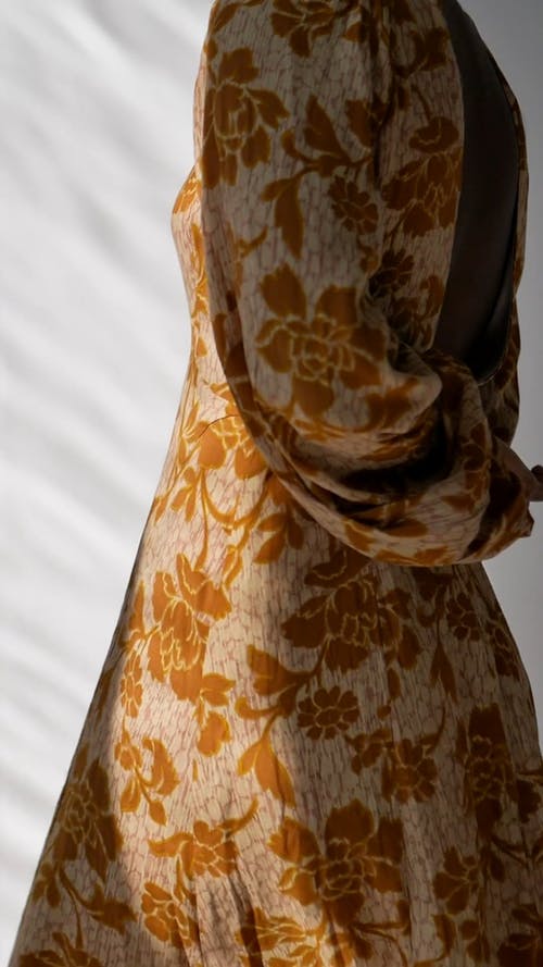 有关垂直视频, 女性, 摆姿势的免费素材视频