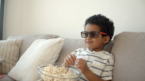 有关3d眼镜, Throw Pillows, 吃的免费素材视频