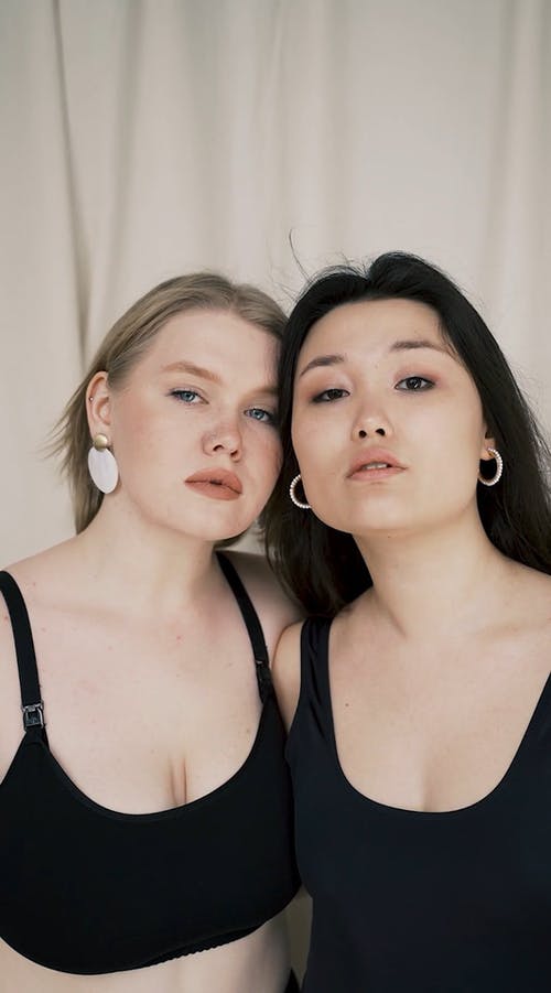 有关垂直视频, 多样化, 女性的免费素材视频