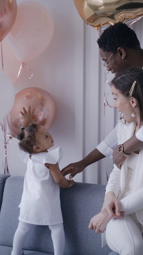 有关到达, 在家, 垂直视频的免费素材视频