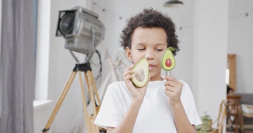 有关伸出舌头, 光, 儿童的免费素材视频