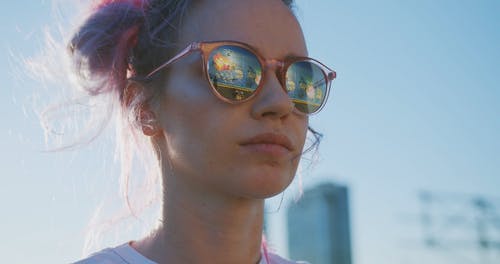 有关反射, 墨镜, 夏季氛围的免费素材视频