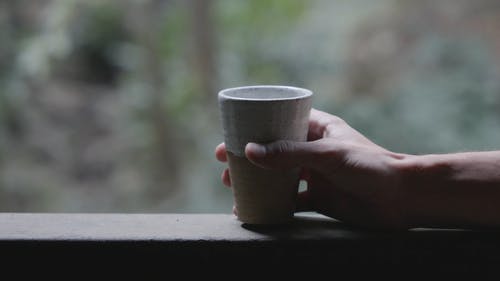 有关咖啡, 喝, 手持拍摄的免费素材视频