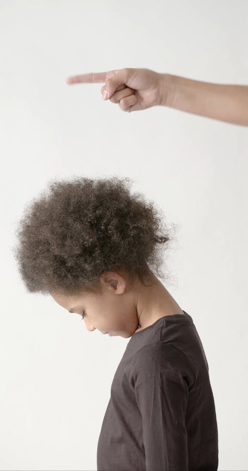 有关垂直视频, 小, 小孩的免费素材视频