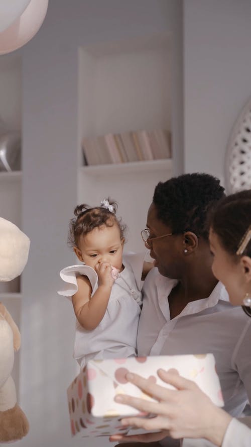 有关到达, 可爱, 在家的免费素材视频