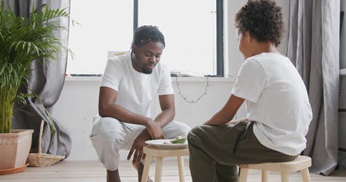 有关一起, 儿童, 凳子的免费素材视频