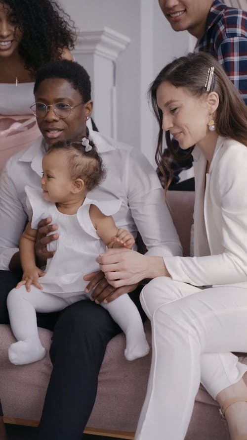 有关一起, 在家, 垂直视频的免费素材视频