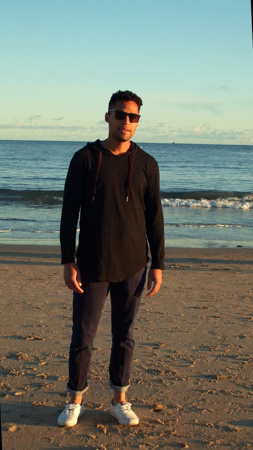 有关人, 休闲, 垂直视频的免费素材视频