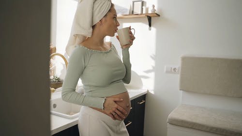 有关下沉, 器具, 女人的免费素材视频