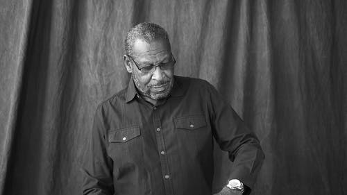 有关＃室内, 坐, 工作室拍摄的免费素材视频