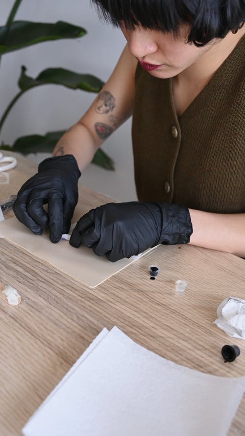 有关人, 假皮肤, 去皮的免费素材视频