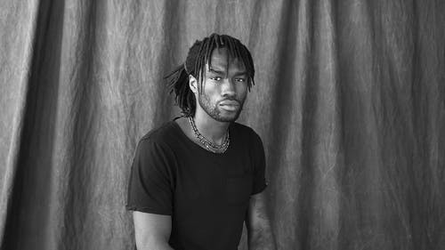 有关人, 严肃, 黑与白的免费素材视频