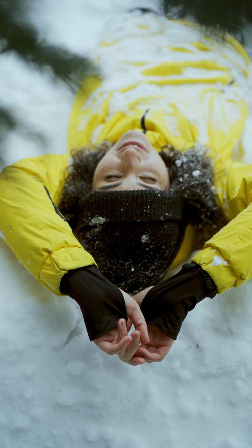 有关上下翻转, 倒, 冬季的免费素材视频