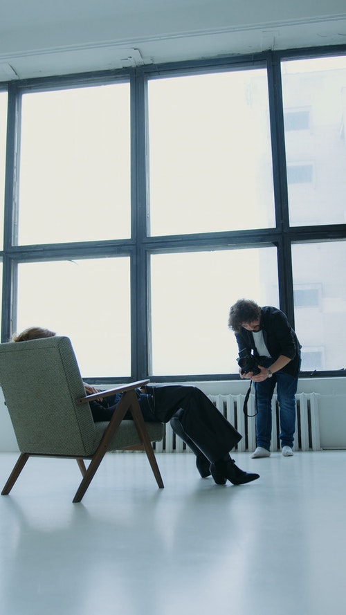 有关人,垂直视频,拍照的免费素材视频