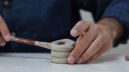 有关创意工作区, 刷牙, 创作过程的免费素材视频