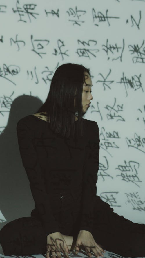 有关光, 垂直, 女人的免费素材视频