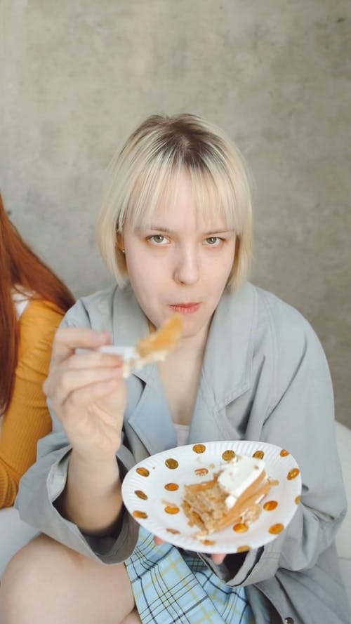 有关享受, 人, 吃的免费素材视频