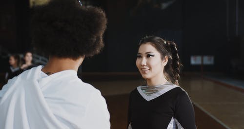 有关人, 後视图, 拉拉队长的免费素材视频